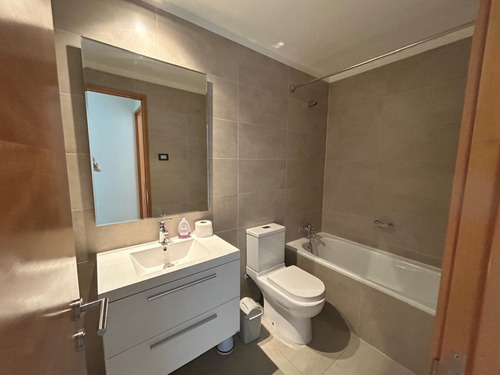 Semi-nuevo Dpto Con 2d / 2b N C/patio, Incluye Estac. Y Bod.