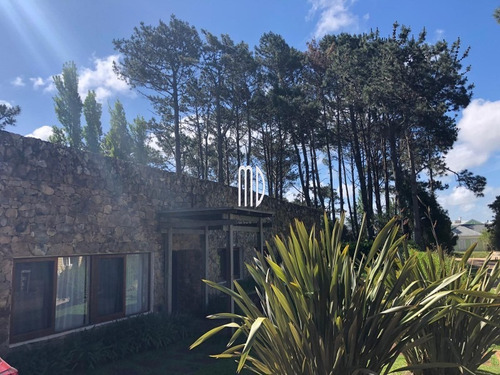 Imagen 8 de 30 de Casa En Laguna Blanca, Muy Buenas Comodidades, Seguridad.- Ref: 6080