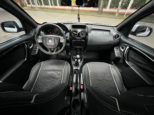 Renault Duster Oroch 2.0 Intens 4X4