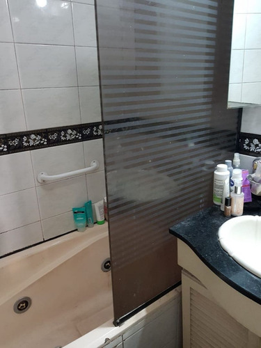 Casa En Venta En Parque Avellaneda