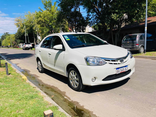 Toyota Etios 1.5 Xls 2016