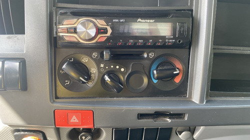 Imagen 22 de 25 de Chevrolet Npr 5.2 2015