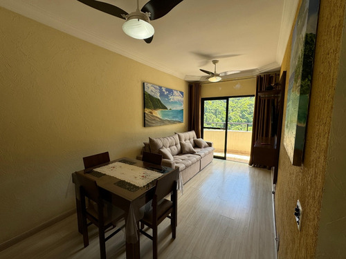 Apartamento Com Sacada - Guarujá
