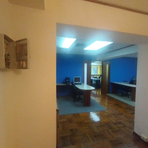 Extraordinaria Oficina Duplex De Oportunidad A La Venta La California Norte, En Plena Avenida Francisco De Miranda De La Ciudad De Caracas