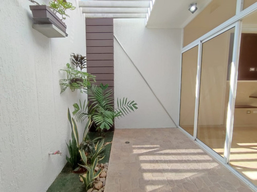 Imagen 26 de 27 de Cv-904 Zona Norte Townhouse En Villa Punta Norte Sector Lago Mar Beach
