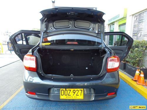 Imagen 10 de 15 de Renault Logan Privilege