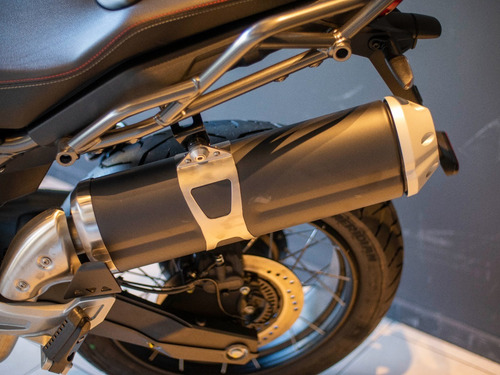 Imagen 23 de 25 de Moto Guzzi V85 Tt Negra Financiación Disponible