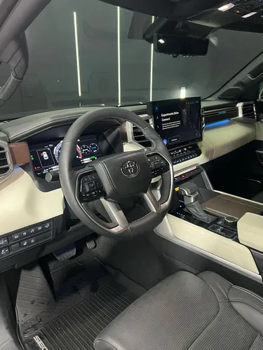 Toyota Sequoia 3.4 Capstone