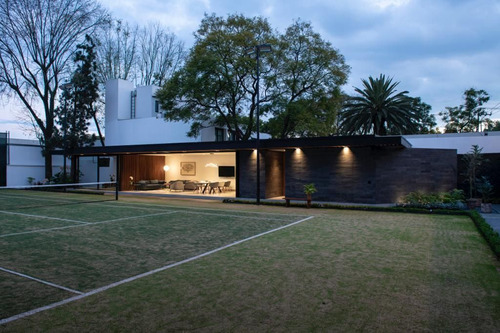Romero De Terreros, Casa Como Terreno Con Uso De Suelo Para 2 Casas