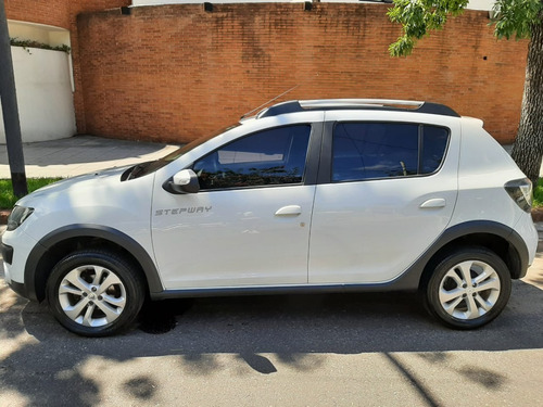 Renault Sandero Stepway 1.6 Privilege 105cv