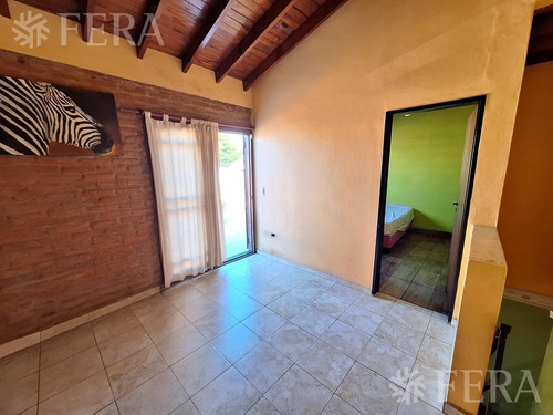 Venta Ph De 3 Ambientes Con Cochera Y Terraza En Sarandí