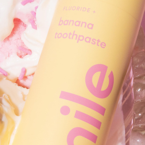 Pasta De Dientes Hismile Con Sabor A Plátano Con Flúor 100ml