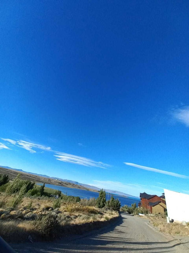 Imagen 2 de 11 de Espectacular Lote, Esquina De Altura Vista Al Lago Argentino