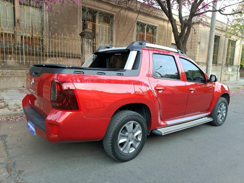 Imagen 23 de 25 de Renault Oroch 2.0 Privilege Gnc