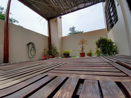 Imagen 12 de 30 de Casa En Venta En La Plata