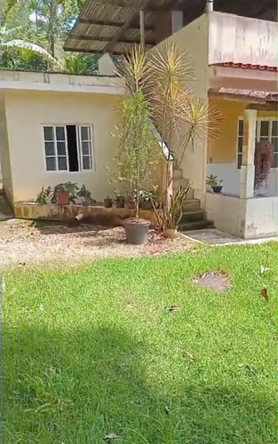Vende Se Terreno/ Sítio Grande Com 2 Casa