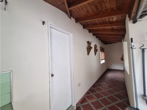 Casa En Venta 2do Piso 2 Niveles En Floresta Alcazares 140 Mt²