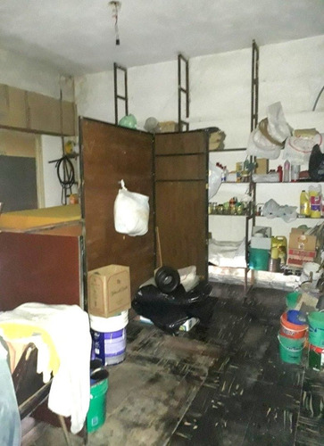 Imagen 8 de 13 de Casa De 3 Ambientes Con Garage Y Local - A Reciclar - Losa