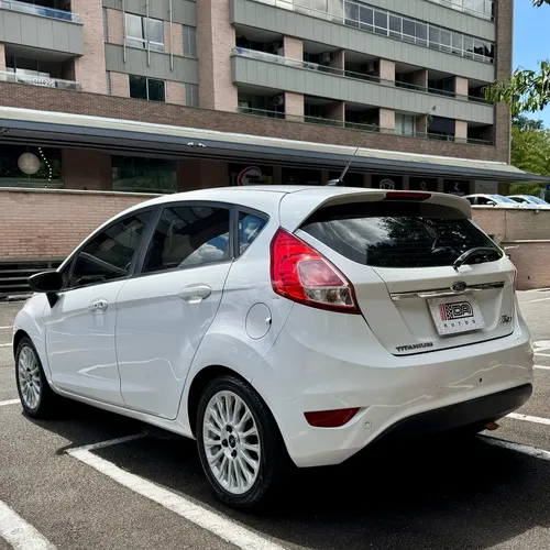 Ford Fiesta 1.6 Hatchback Titanium