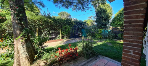 Casa En Venta En Bo. Cordoba, 3 Dormitorios, Punta Del Este.- Ref: 1723