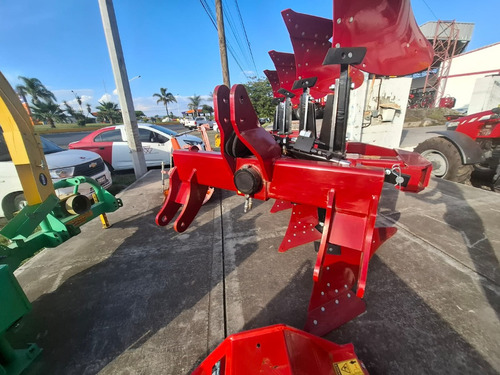 Arado De 4 Rejas Hidráulico Massey Ferguson Promo!!