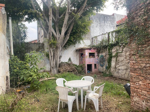 Casa En Venta A Refaccionar. San Fernando Centro, 4 Ambientes Con Jardin Apto Credito