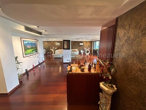 Imponente Pent House Dúplex Con Espectacular Terraza En Sorocaima 24-9101