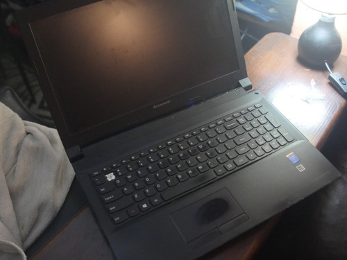 Notebook Con Detalles 8 Gb Core  I3 Lenovo B50 Repuestos