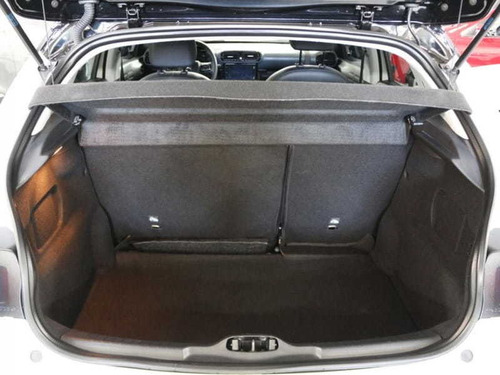 Imagem 4 de 15 de Citroen C4 Cactus Shine 2019