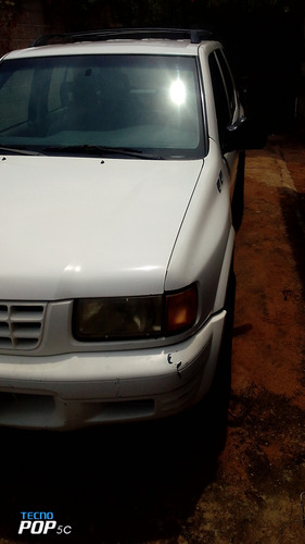 Isuzu Rodeo V6, 1999. A Tratar.