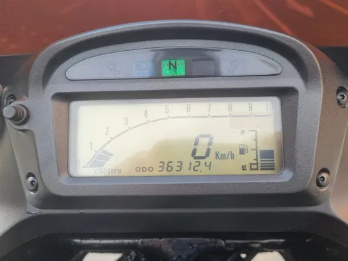 Moto En Excelente Estado , Original , Llantas Sellomatic ...