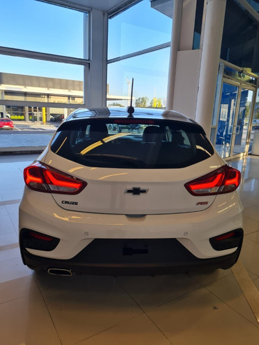 Imagen 17 de 25 de Chevrolet Cruze 5p Rs Sport Automatico 1.4 Turbo 153cv Mb