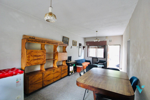 Casa En Venta Castelar Norte A Reciclar Apta Crédito