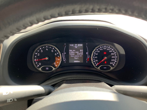 Jeep Renegade Sport Plus At6