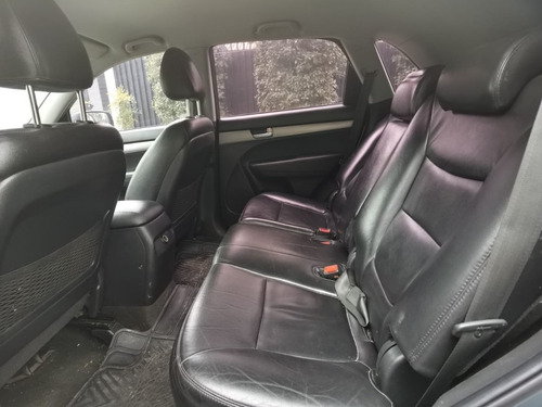 Imagen 10 de 13 de Kia Sorento Ex 2.4