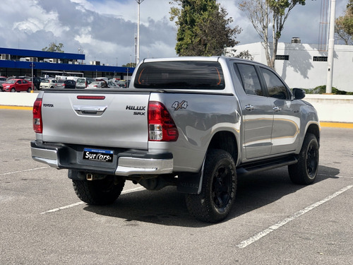 Toyota Hilux Pick-up 2.8 Cd Srx 177cv 4x4