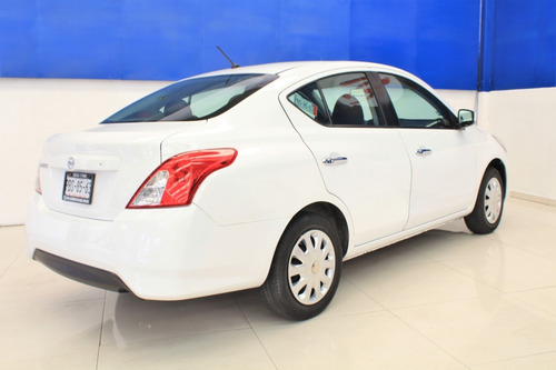 Imagen 4 de 14 de Nissan Versa Sense, Aut. 2017