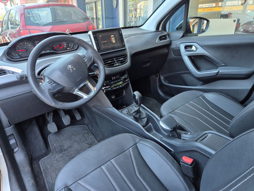 Peugeot 2008 1.6 Feline