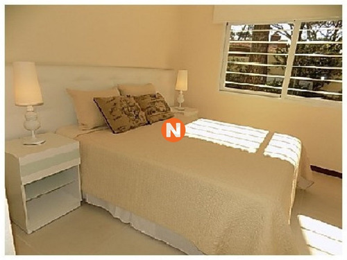 Casa En Venta Y Alquiler, Mansa, Punta Del Este, 4 Dormitorios.- Ref: 209383