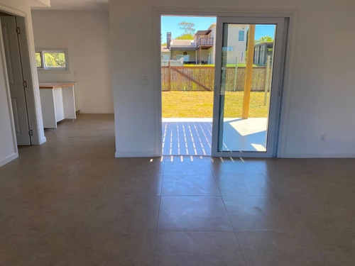 Casa En Venta De 3 Dormitorios En Pinares