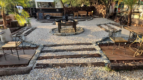 Durmientes De Ferrocarril De Quebracho. Precio Por 1 1/2 Mts (Usado)