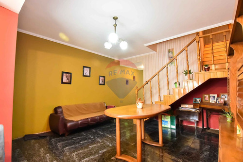 Casa En Venta B°naon Acepta Permuta Deptos En Zona