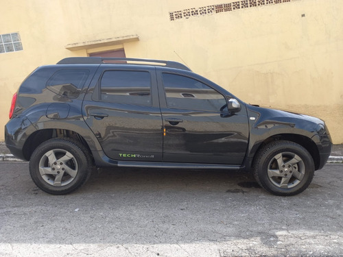 Imagem 2 de 9 de Renault Duster Tech Road 2.0 16v Automática 13/14 - Preta