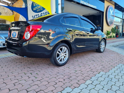 Imagem 12 de 17 de Sonic Sedan Ltz Com 42.000km Manual - 2013