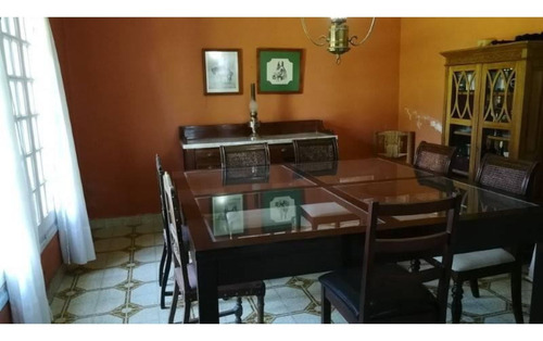Imagen 10 de 27 de Comoda Casa Quinta De 4 Dormitorios Y 13.000 M2 De Parque Arbolado