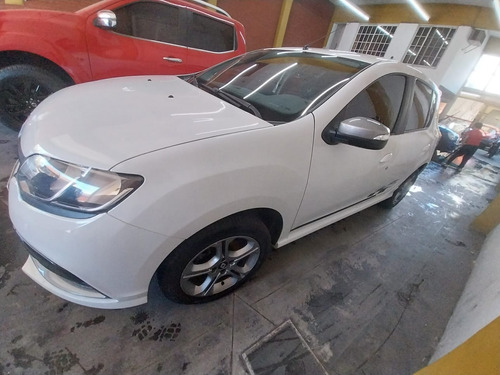 Renault Sandero 1.6 Gt Line 105cv