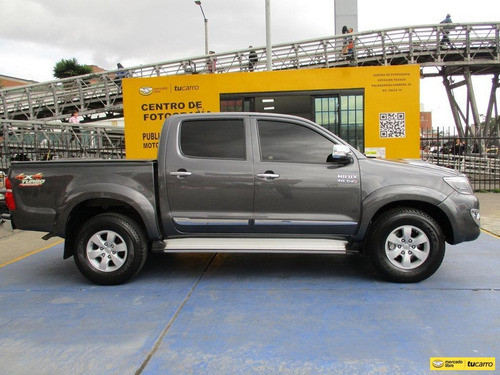 Imagen 4 de 14 de Toyota Hilux Doblecabina 4x4 3000cc At Aa