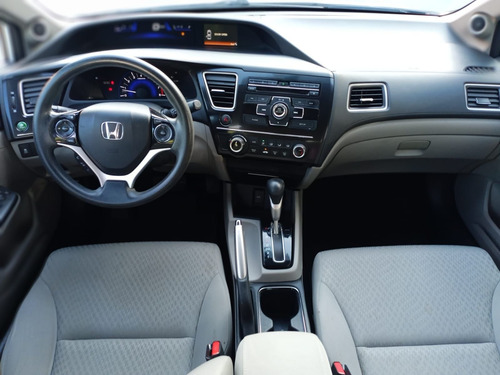 Imagen 10 de 15 de Honda Civic 2014 1.8 Ex Sedan At