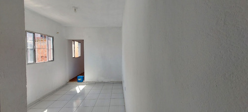 Vendo Casa Sobrado Com 3 Alugueis Sobrado Tem Tres Casas Todas Com Agua E Luz Independente Proximo A Tudo