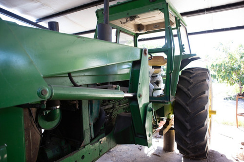 John Deere 3140 Cabinado